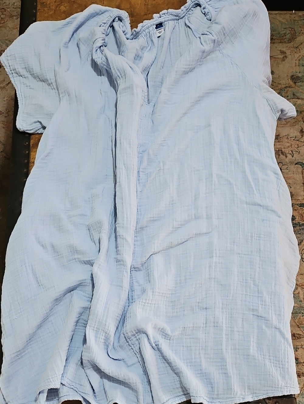 Old Navy Light Blue Short-Sleeve Gauze Button-Down Tunic